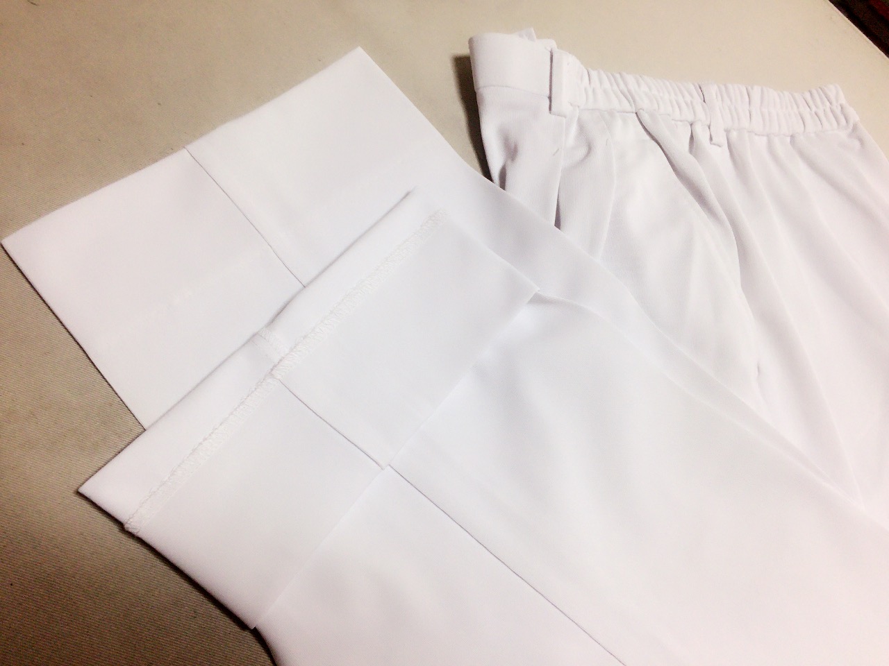 決定版 白衣ズボンを裾上げしたいなら 洋服直し事例などお直しコラム